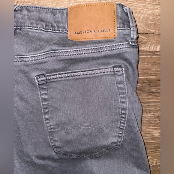 AMERICAN EAGLE MENS AIRFLEX GREY DENIEM JEANS - Picture 4 of 4